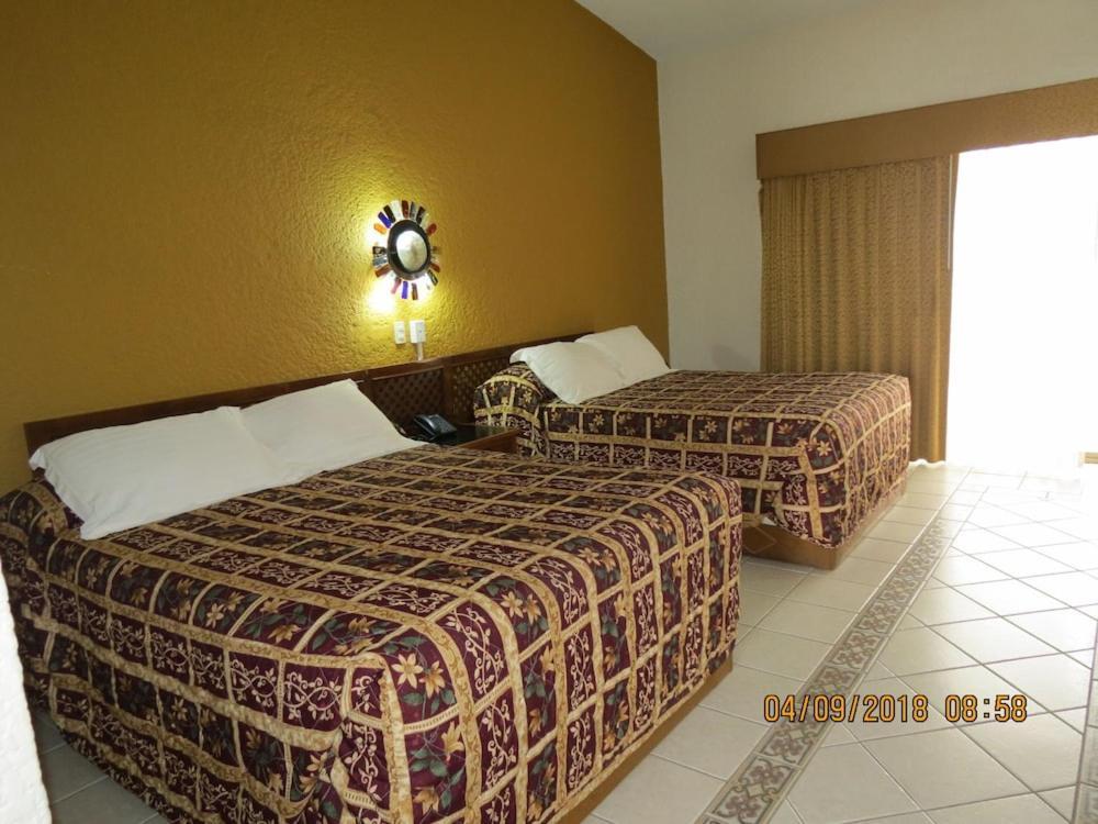 Hotel Mision Santa Maria San Quintin Eksteriør bilde