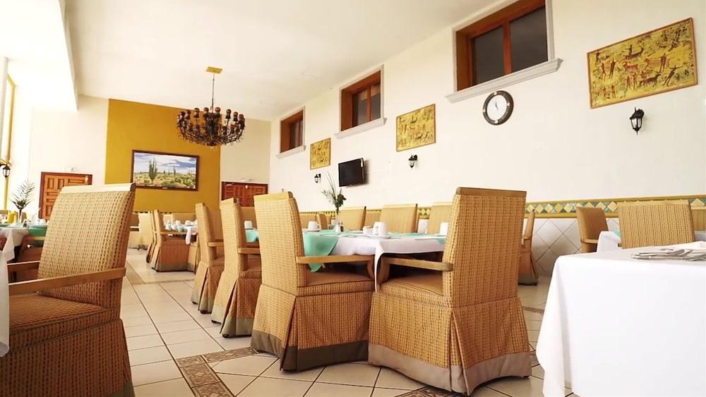 Hotel Mision Santa Maria San Quintin Eksteriør bilde